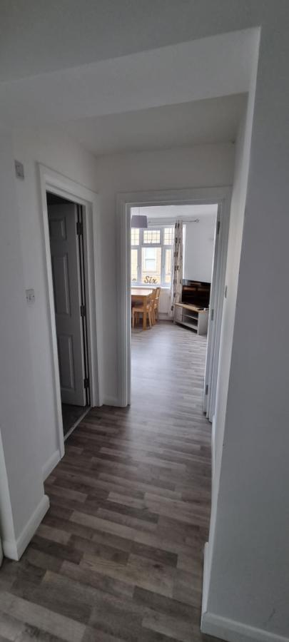 Vh Premier Flat 3 Apartment Gillingham  Exterior photo